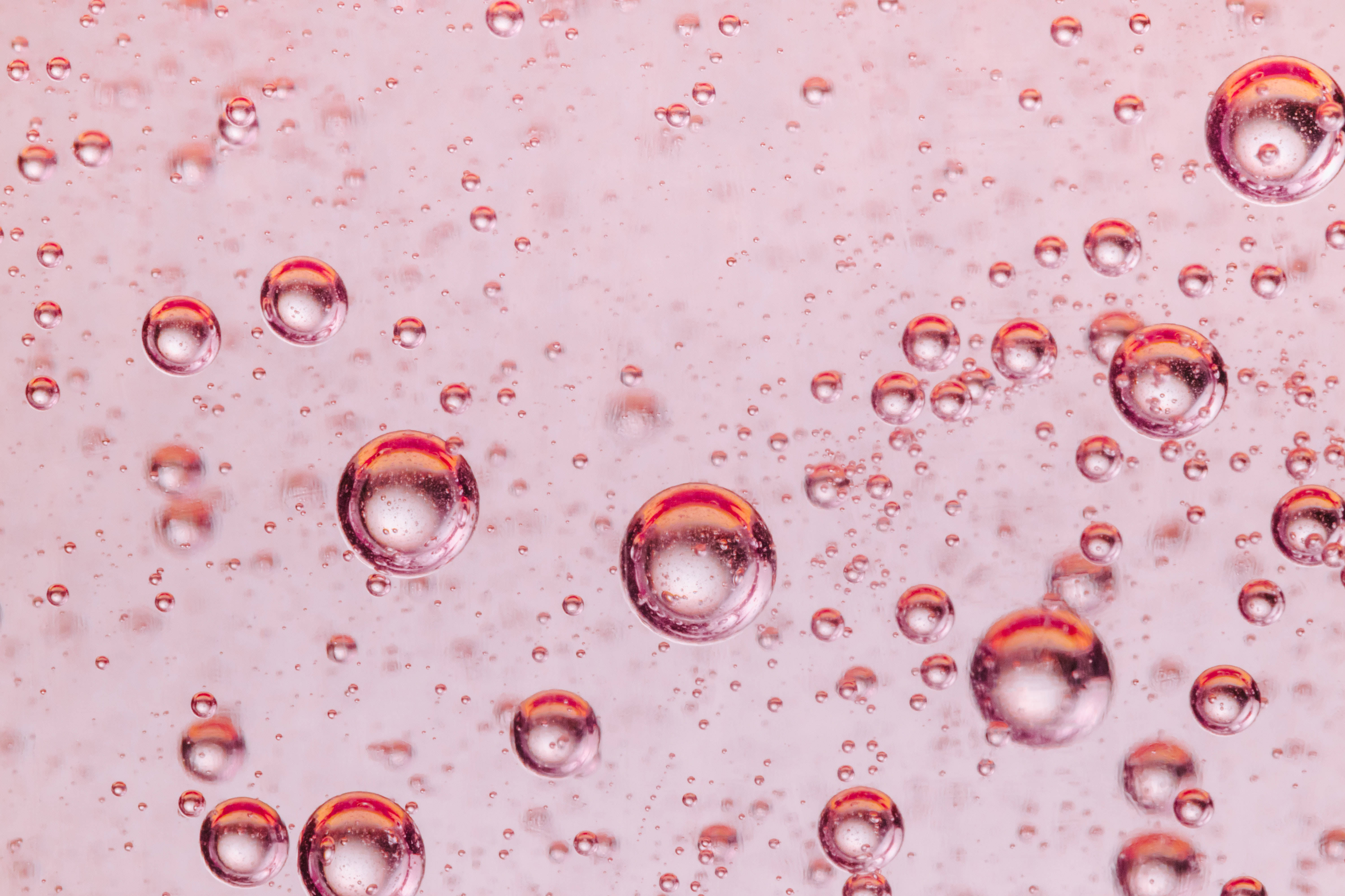 Эстетический узор из розовых пузырьков Обои