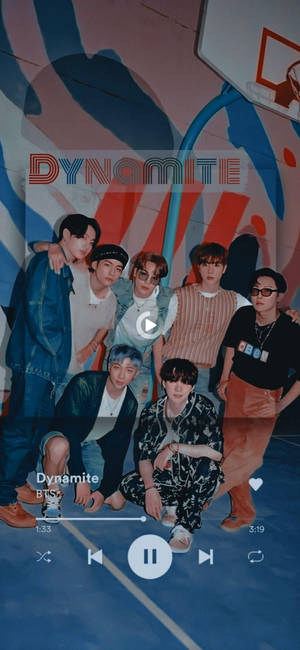 BTS 2021 Dynamite играет — 19.5:9 Обои