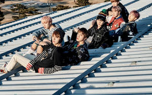Обои BTS групповое фото Spring Day — Bts групповое фото гиф Обои