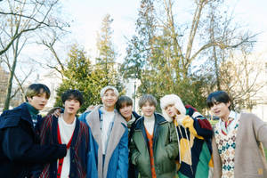 BTS Зимняя куртка 2020 — Bts групповое фото гиф Обои