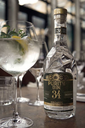 Purity Gin — Xiaomi Pad Обои