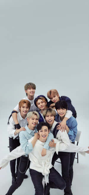 Stray Kids 2020 — Pixel 8a Обои