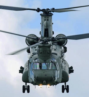 Обои с дисплеем авиационной техники Boeing CH47 Helicopter — Oppo Find N5 Обои