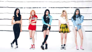 Завораживающее выступление K-pop группы на сцене — Kpop гиф Обои