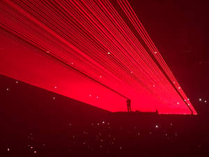 Канье Уэст Saint Pablo — Темно-красный Обои