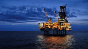 Норвегия сжимает год, начинается большая нефтяная платформа