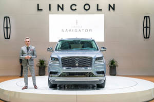 Lincoln Navigator 2018 Blue Diamond Metallic