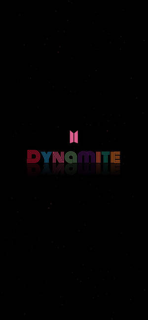 Простой черный логотип BTS Dynamite — iPhone 15 Обои