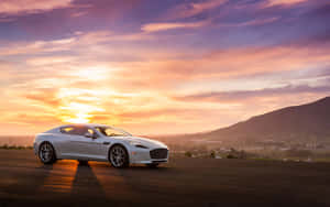 Роскошный спортивный автомобиль Aston Martin Rapide S — MacBook Air M1 Обои