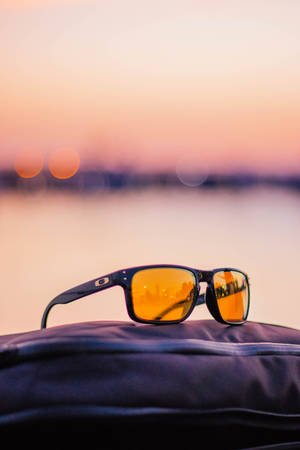 Солнцезащитные очки Oakley на закате для спорта и приключений — Huawei MatePad 11.5 S (2025) Обои