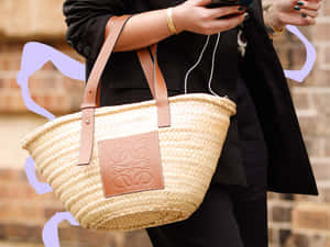 Сумка-корзина Loewe — Эстетичная девушка Обои