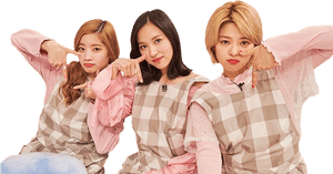 Участницы Twice в непринужденных позах