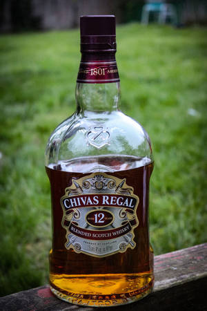 Эксклюзивный отдых на природе с виски Chivas Regal — Huawei MatePad Air (2026) Обои